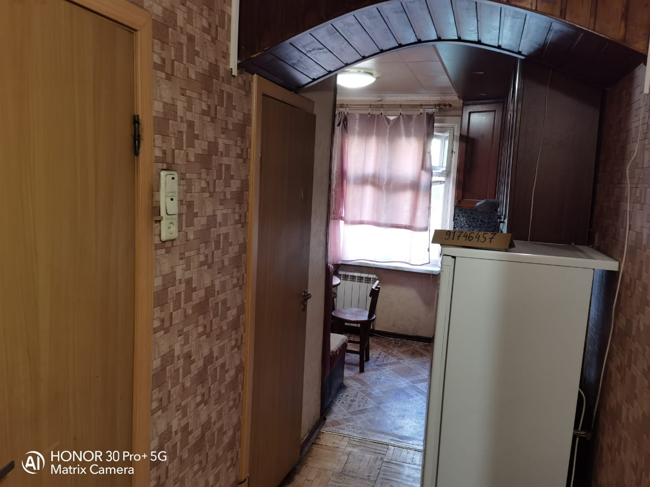 Двухкомнатная квартира на улице Машинцева в Химках. Холодильник Двухкомнатная квартира на улице Машинцева в Химках. Холодильник